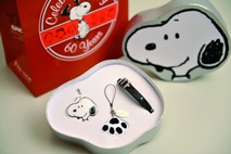 SNOOPY 60周年慶,首款SNOOPY造型悠遊卡限量發行